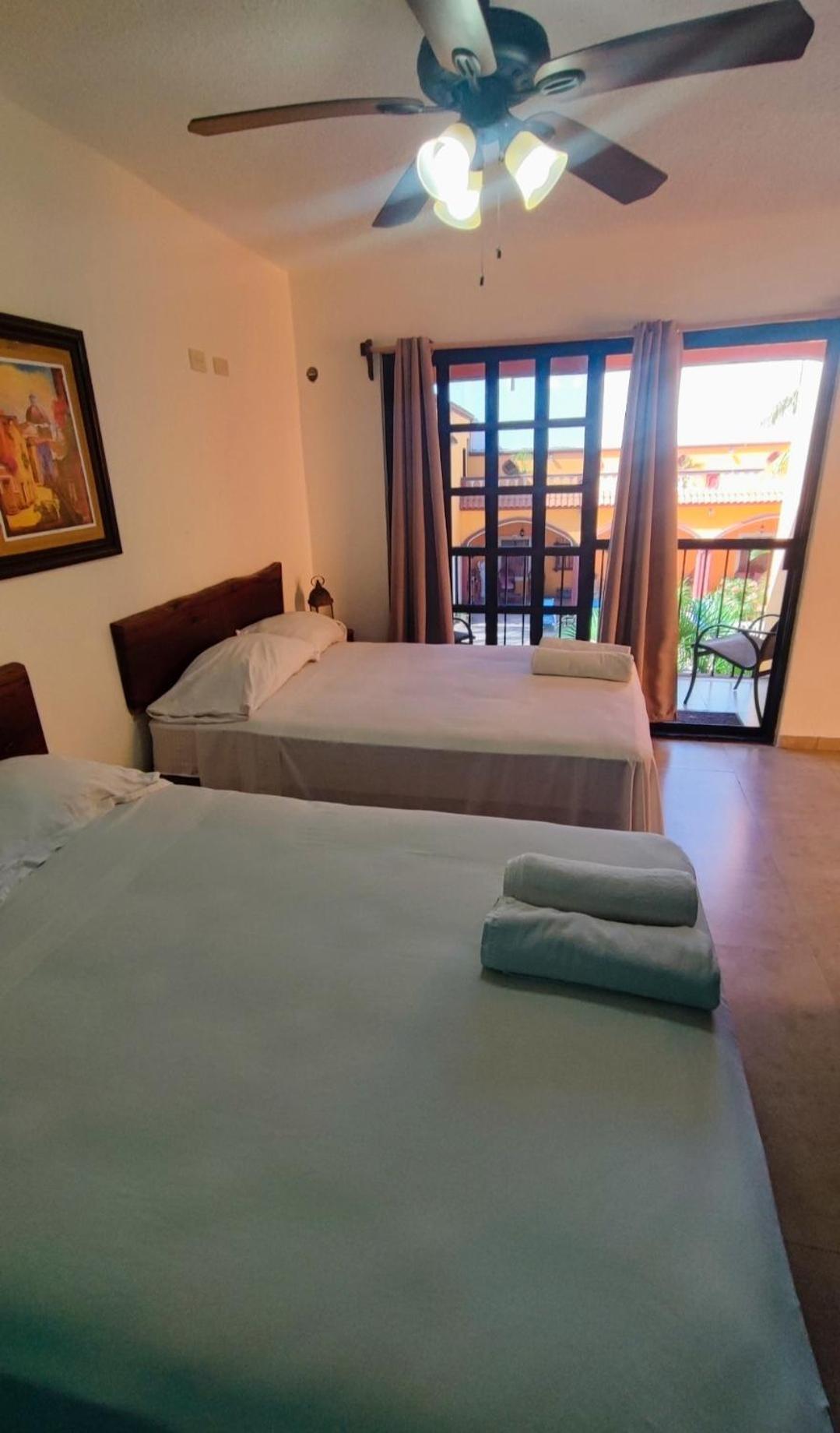 Hacienda Valentina Hotel Playa del Carmen Eksteriør billede